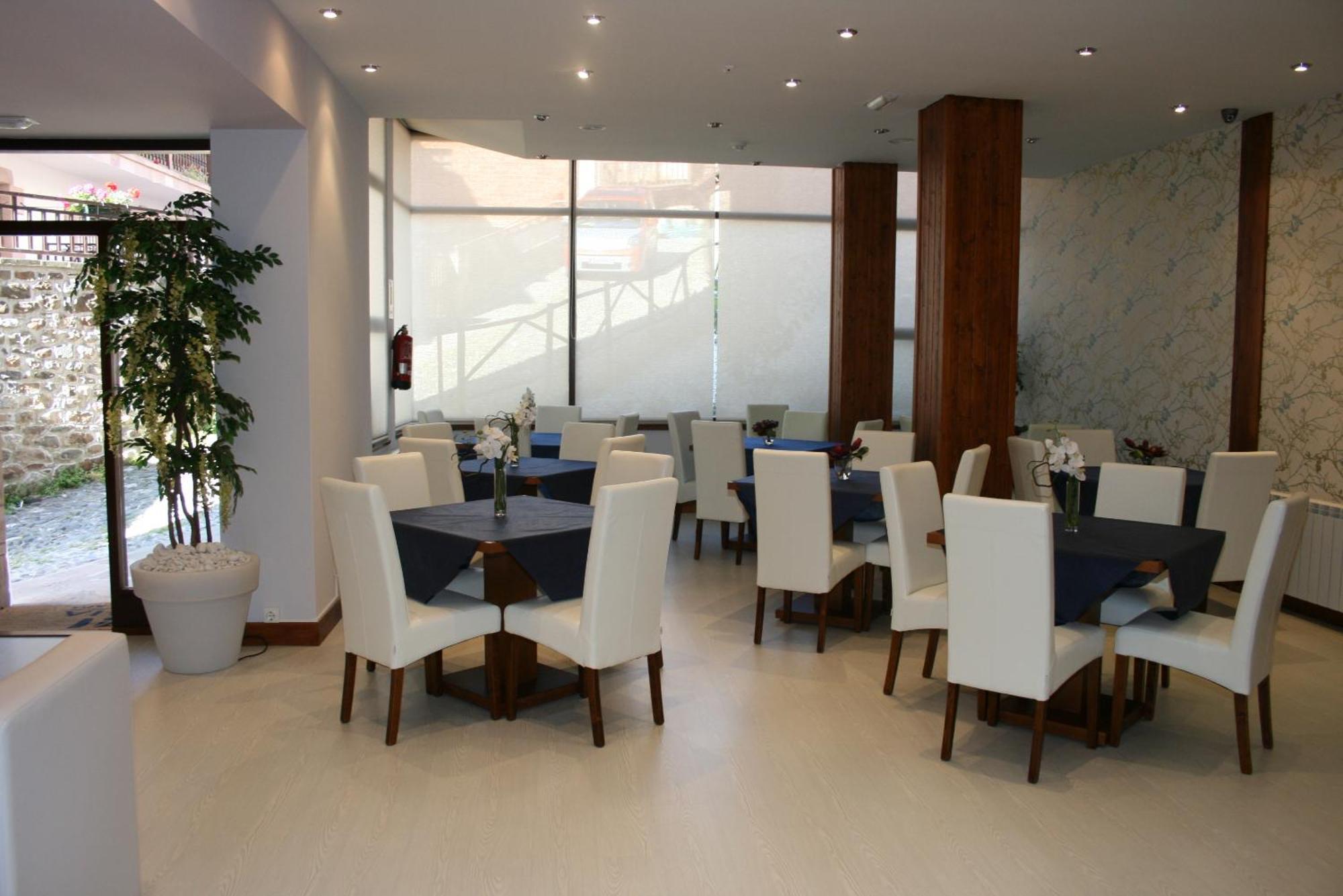 Hotel Arha Potes & Spa Екстериор снимка