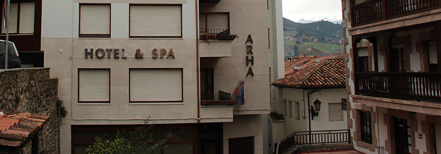 Hotel Arha Potes & Spa Екстериор снимка
